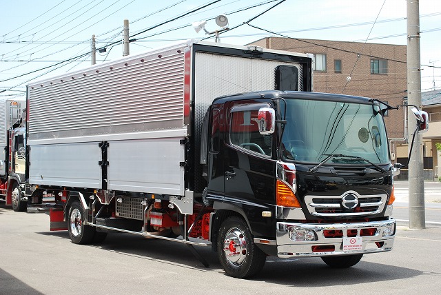 【230】日野　レンジャー　セミワイド　冷凍ウイング　格納ゲート　6700ボデー