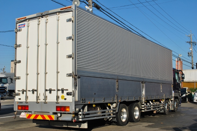 【276】三菱ふそう　スーパーグレート　低床　アルミウイング　リヤエアサス