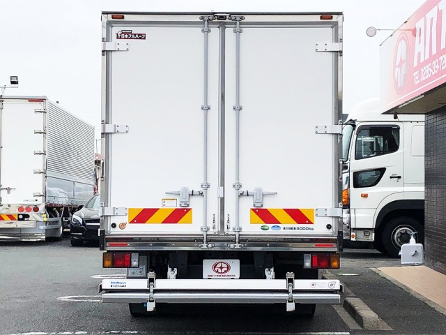【197】いすゞ　エルフ　冷凍バン　格納ゲート　ワイドロング