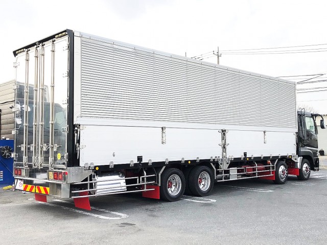 【311】ふそう　スーパーグレート　低床　アルミウイング