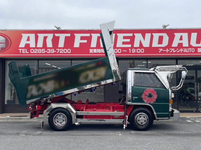 H4 エルフ　ダンプ　５MT