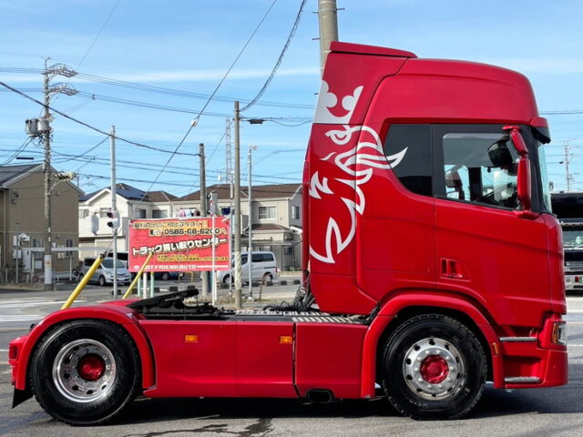 スカニア　R450　トレーラーヘッド　スライドカプラー　アルミホイール　ブタ鼻