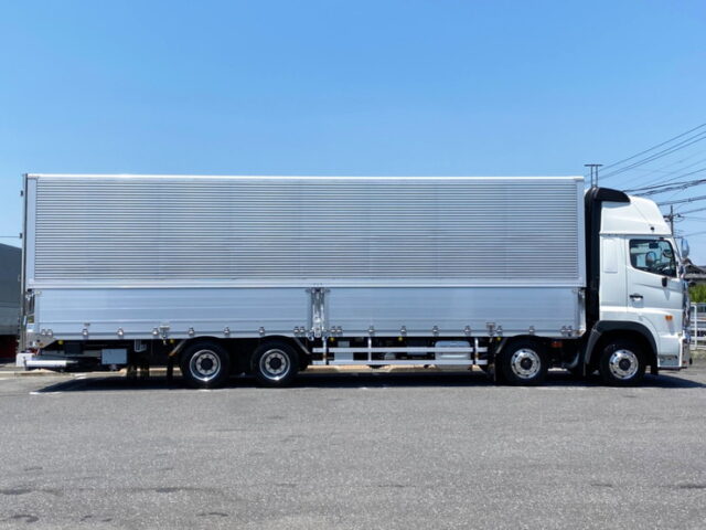 【875】R3　登録済未使用車　17プロフィア　ハイルーフ　ウィング　寒冷地仕様　格納ゲート付