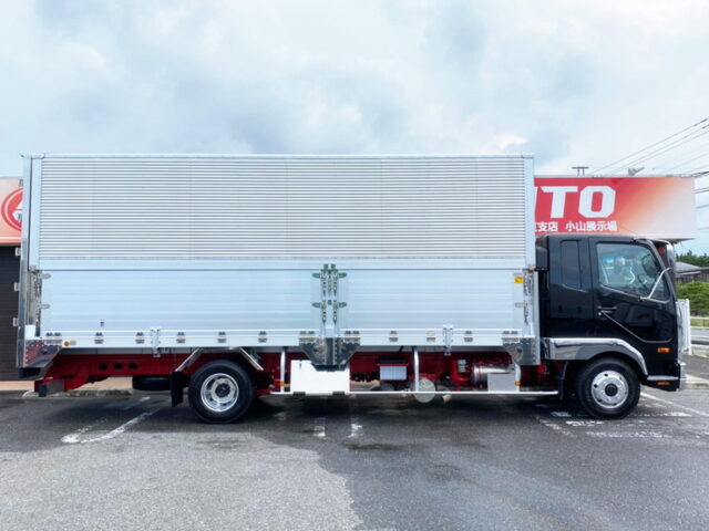 【896】H28　ファイター　ウィング　山田造りボデー(未使用)　セミワイド　エアサス　委託販売