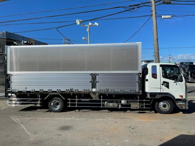 【967】R3　ファイター　冷凍ウィング　造りボディ　6500ワイド　エアサス　格納ゲート　菱重製冷凍機