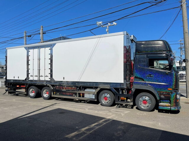 【972】H28　クオン　ハイルーフ　冷凍バン　両サイド観音　ジョロ4キーストン　サブエンジン　410馬力