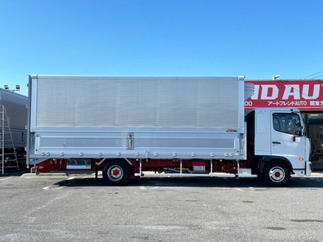 【906】R3　17レンジャー　6200ワイド　冷凍ウィング　エアサス　床シマイタ　240馬力　登録済未使用車