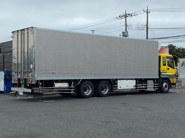 【692】H23　ギガ　冷凍バン　ジョロ4キーストン　サブエンジン