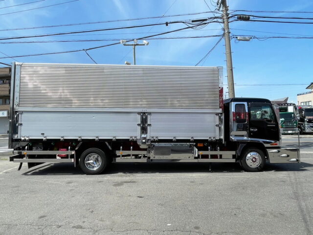 【1413】H18　フォワード　冷凍ウィング　造りボディ　架装多数　6500ボデー　セミワイド　90アオリ