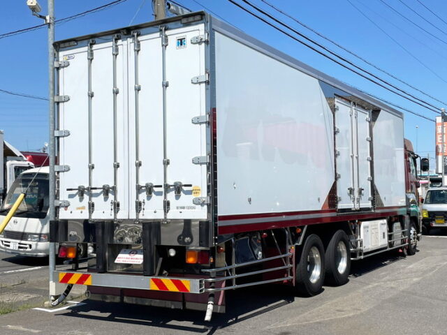 【1426】H28　ギガ　ハイルーフ　冷凍バン　ジョロダー4列　キーストン　サブエンジン　両サイド観音1Mオフセット