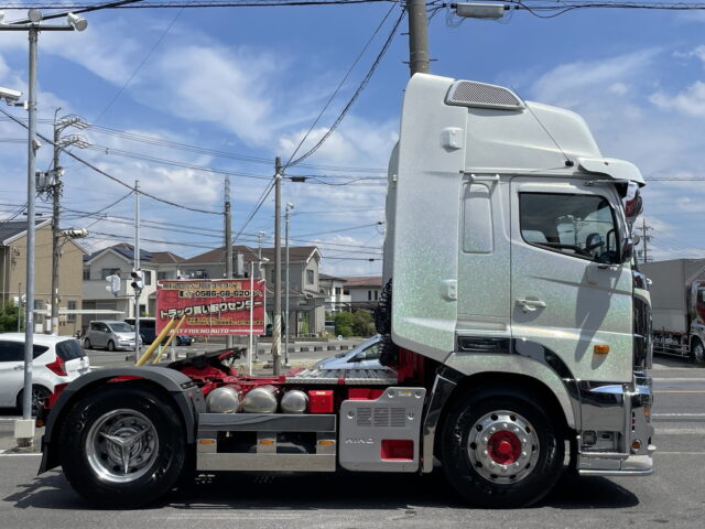 日野　17プロフィア　トラクターヘッド　架装多数　ハイルーフ
