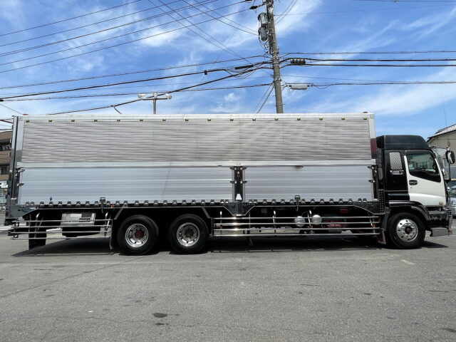 いすゞ　ギガ　ハイルーフ　ウィング　造りボディ　1Mアオリ　ステンレス多数