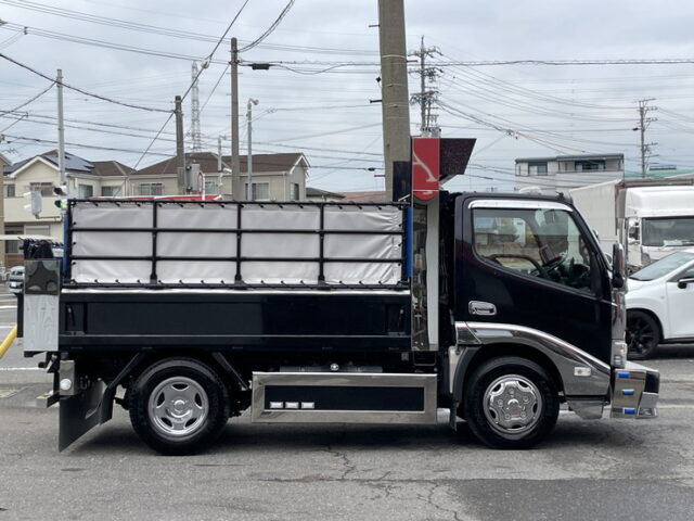 日野　デュトロ　標準幅　10尺　ダンプ　架装多数　エアー式バンパー昇降機　150馬力