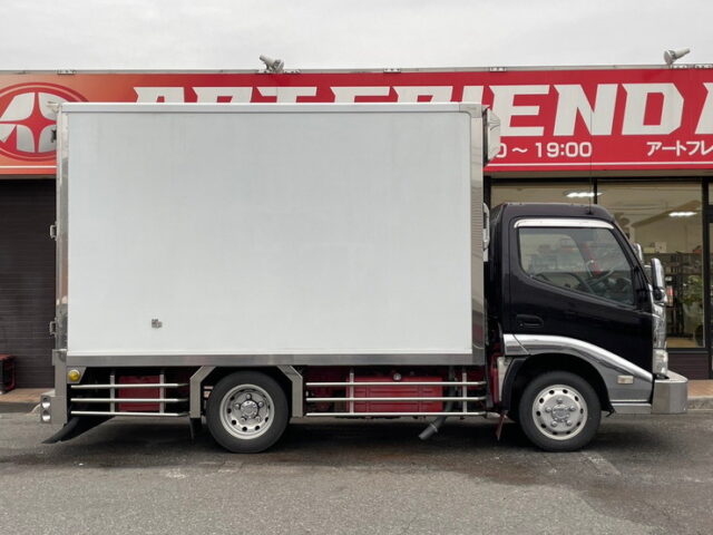 日野　デュトロ　冷凍バン　横扉　オバＱバンパー　ステンレス多数　キーストン