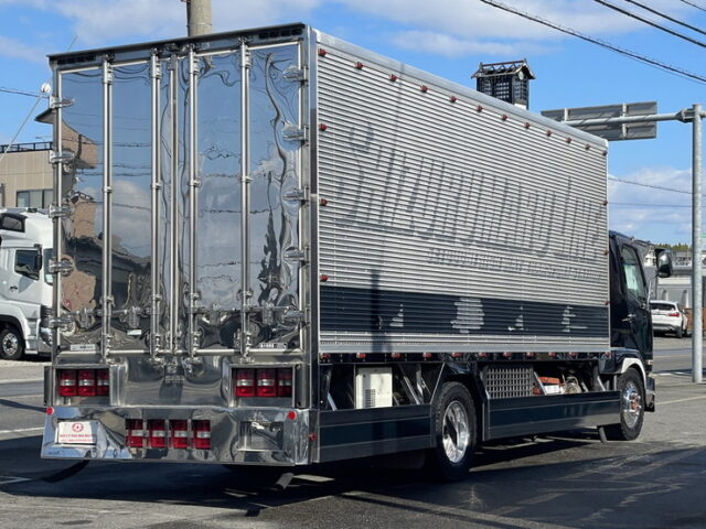 三菱ふそう　ファイター　冷凍バン　コルゲート　ジョロダー4列キーストン　エアサス