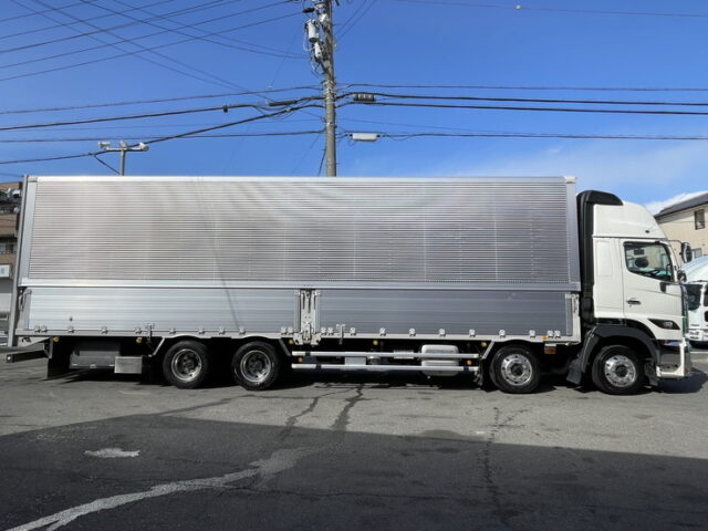 日野　17プロフィア　ハイルーフ　ウィング　後輪エアサス　380馬力