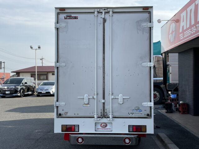 いすゞ　エルフ　アルミバン　5MT　サイドドア　ステンレスサイドバンパー　ステンレスリアバンパー　