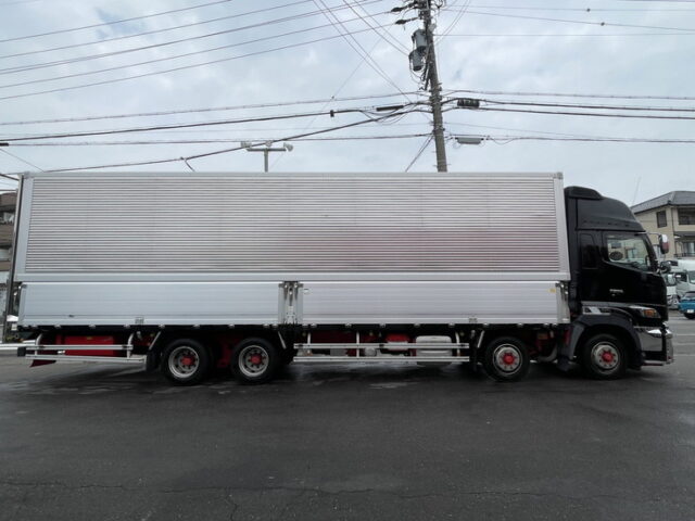 日野：17プロフィア：ハイルーフ：ウィング：メッキ多数：リア門口ステンレス：E13C