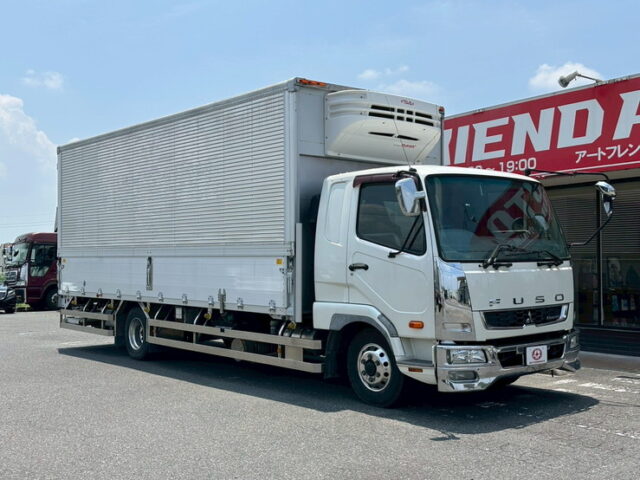 ファイター：6200ワイド：冷凍ウィング：板バネ：木床：アルミホイール：ステンレスサイドバンパー