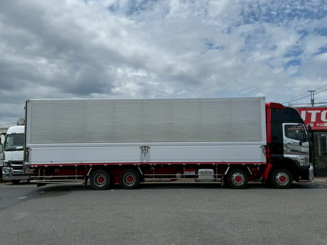 日野:17プロフィア:ハイルーフ:ウィング:メッキドア:アルミホイール:リア門口ステンレス