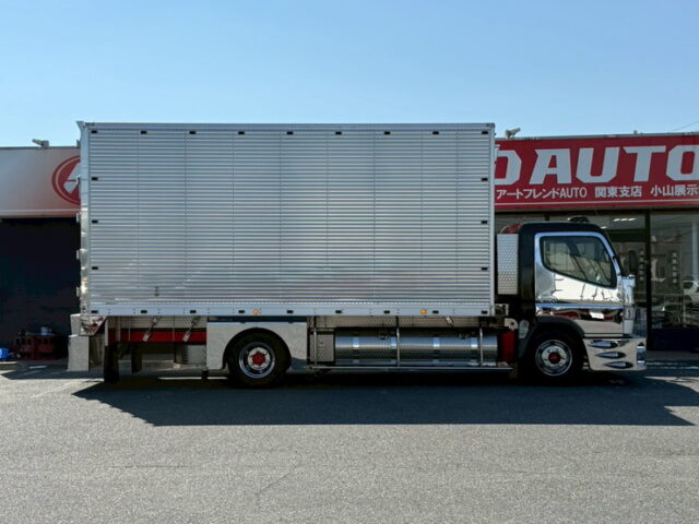 ブルーテックキャンター：造りボディ：アルミバン：ワイド超ロング：舟形バンパー：バスフェンダー