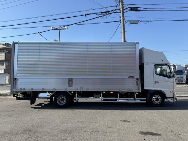 日野：17レンジャー：ハイルーフ：ウィング：6200ワイド：エアサス：跳上パワーゲート