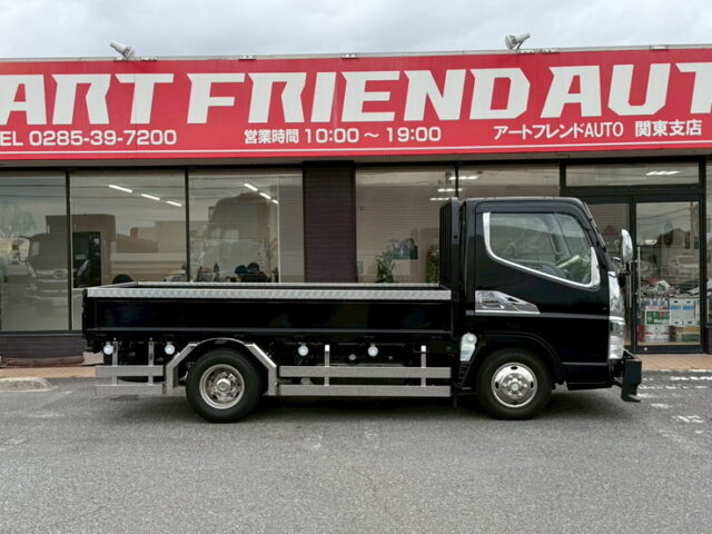 キャンター：平ボデー：前出しバンパー：ステンレスサイドバンパー：マニュアル