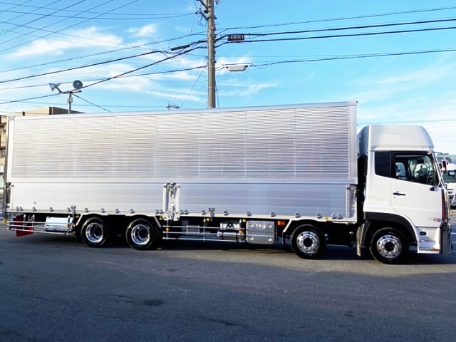 【527】UDトラックス　クオン　カスタム　ハイルーフ　ウィング　門口ステンレス