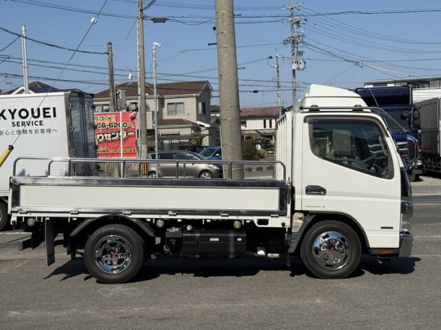 キャンター：平ボデー：標準幅：10尺長：カスタム：オートマ：煤焼き有：150馬力