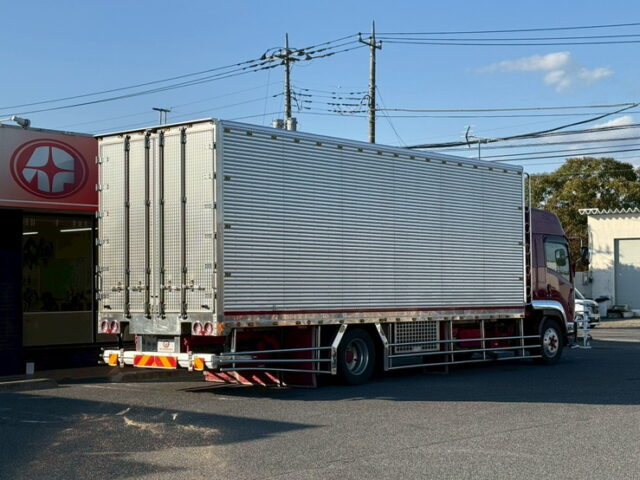 いすゞ：フォワード：ハイルーフ：冷凍バン：7100標準幅：架装多数：格納ゲート：エアサス