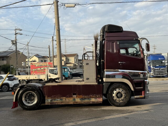 17スーパーグレート：ハイルーフ：トレーラーヘッド：ブタ鼻：第5輪荷重11.500㎏