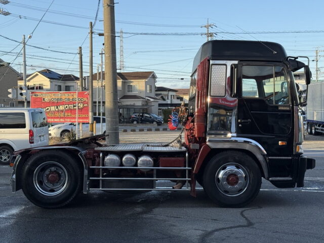 日野：テラヴィ：ハイルーフ：トレーラーヘッド：架装多数：ブタ鼻：後輪エアサス