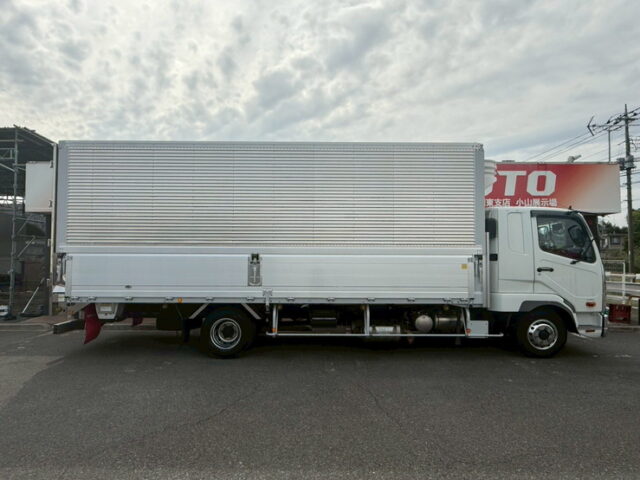 ファイター：冷凍ウィング：アルミシマ床：-30度設定：後輪エアサス：240馬力