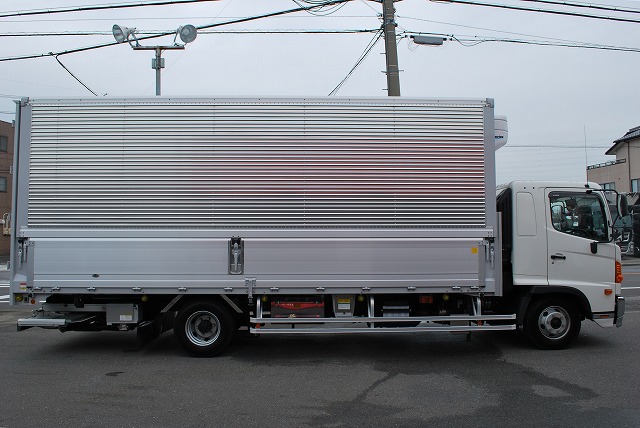 【279】日野レンジャー　ワイド　冷凍ウイング　格納ゲート付　リヤエアサス