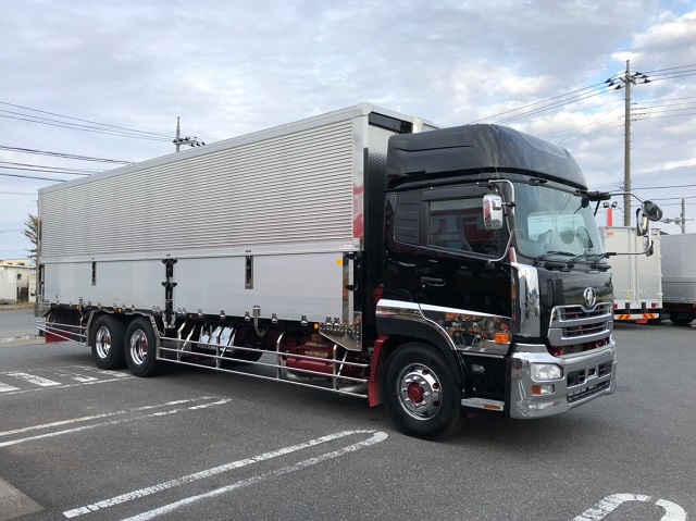 【288】UDトラックスクオン　中低床　アルミウイング　ハイルーフ　カスタム多数