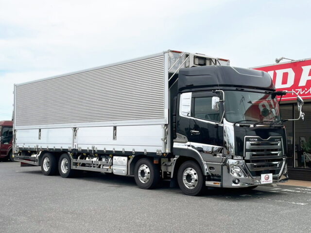 H30 UDクオン　アルミウィング　リア門口ステンレス　アルミホイール