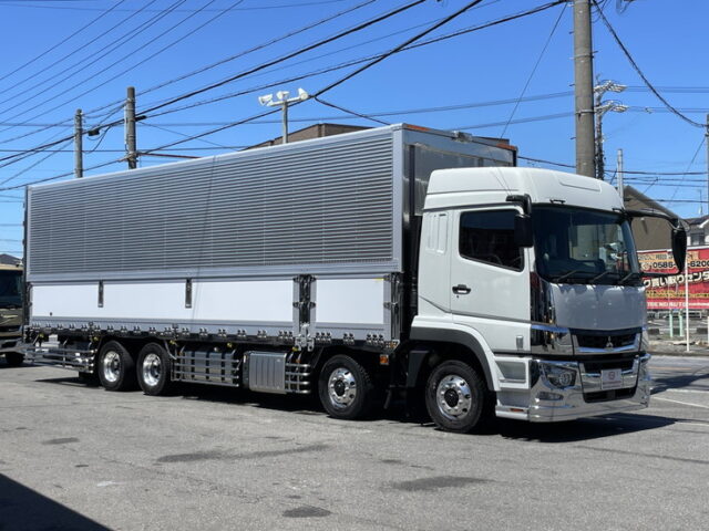 17スーパーグレート　ハイルーフ　冷凍ウィング　未登録未使用　造りボディ　格納ゲート付