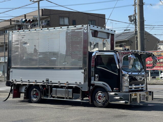 いすゞ　エルフ　ウィング　架装多数　波板ステンレス　造りボディ　ワイド