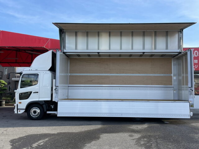 日野　17レンジャー　ウィング　6200ワイド　後輪エアサス　格納ゲート付　240馬力