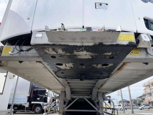 日本フルハーフ　3軸　トレーラーコンテナ冷凍車　リフトアクスル(後軸残し)　SLX i 400　エアサス