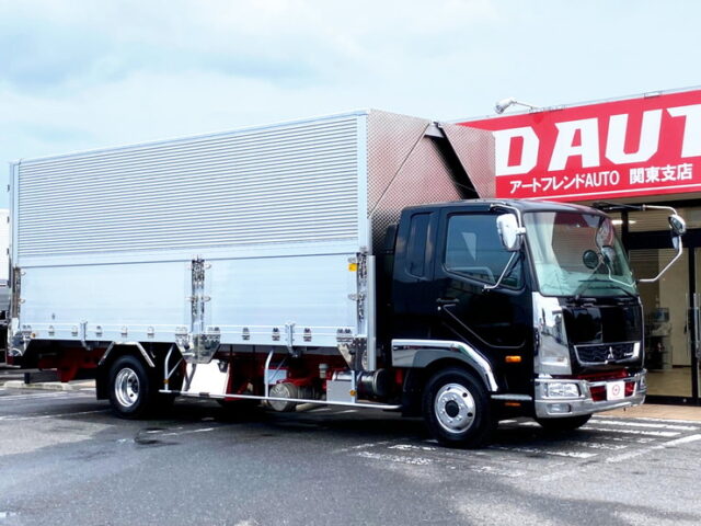 【896】H28　ファイター　ウィング　山田造りボデー(未使用)　セミワイド　エアサス　委託販売