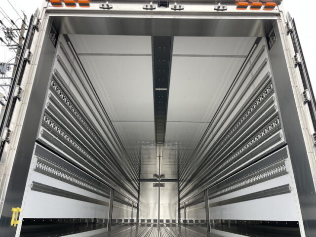 トレクス：トレーラー：冷凍ウィング：未使用：3軸：リフトアクスル：前壁：冷凍機