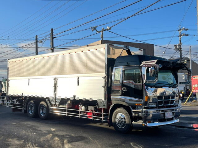 【863】H18　ギガ　ハイルーフ　7速　冷凍ウィング　造りボディ　110アオリ　冷凍機新品
