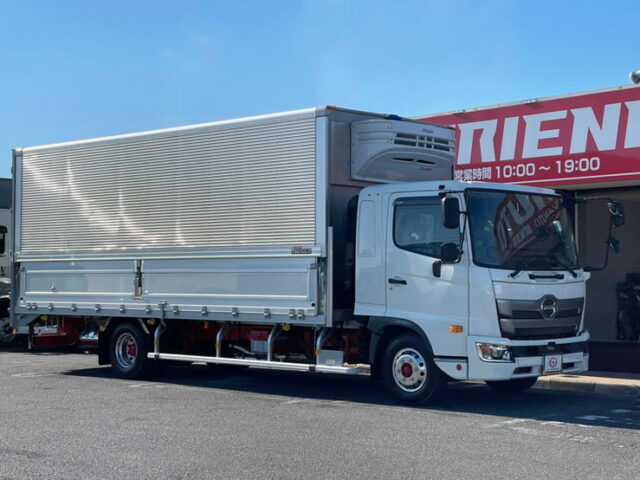 【906】R3　17レンジャー　6200ワイド　冷凍ウィング　エアサス　床シマイタ　240馬力　登録済未使用車