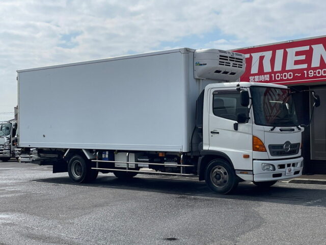 【1288】H26 レンジャープロ 冷凍バン 標準幅 6200 格納ゲート付 低温設定 スタンバイ付 委託販売