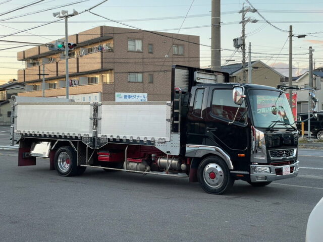 【1309】H31　ファイター　6200セミワイド　床鉄　室内一部加工　240馬力