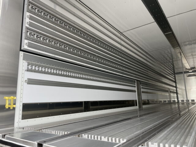 トレクス トレーラー 冷凍ウィング 未使用 3軸 リフトアクスル 前壁 冷凍機