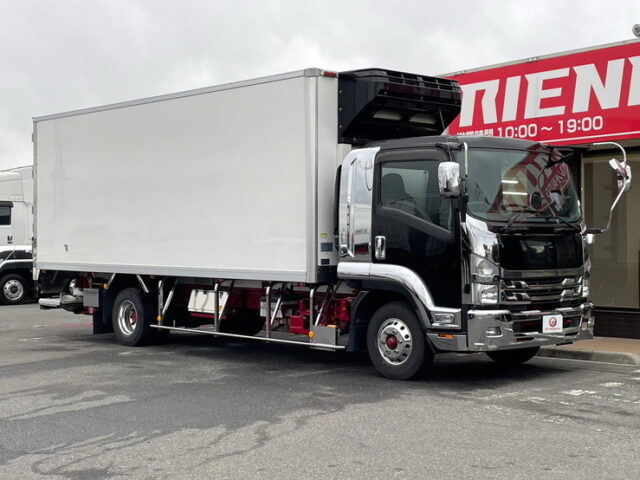 【1395】H29 フォワード　冷凍バン　格納PG