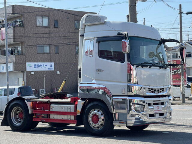 17スーパーグレート トレーラーヘッド プレミアムライン 第5輪荷重11.500㎏ ブタ鼻