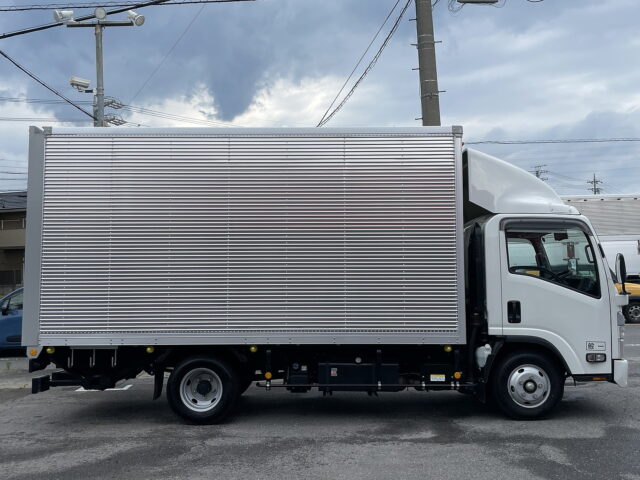 いすゞ　エルフ　アルミバン　低走行　ワイド　跳上ゲート　150馬力